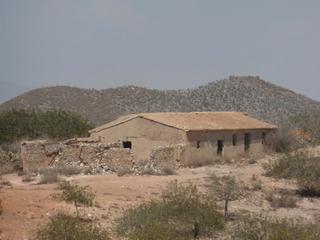 Mas à Campo Nubla. Casa de campo para restaurar