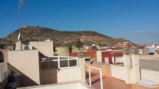 Lloguer Apartament a Barrio de la Concepción. Ático en 2da planta sin acensor