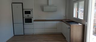 Location Appartement à Barrio de la Concepción. Piso recién reformado a estrenar con ascensor