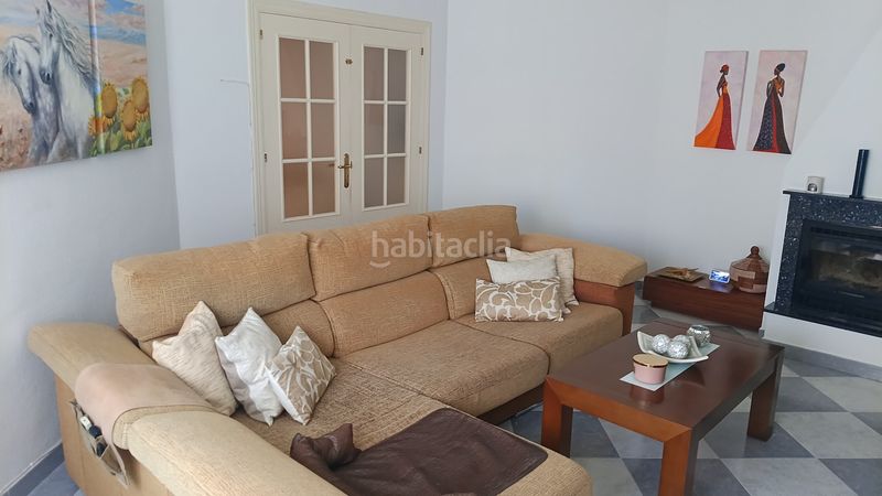 Foto 1f5424f8-fd5d-49c3-b28a-7f12ac53ca16. Casa adossada amb xemeneia calefacció aparcament piscina a Alcázares (Los)