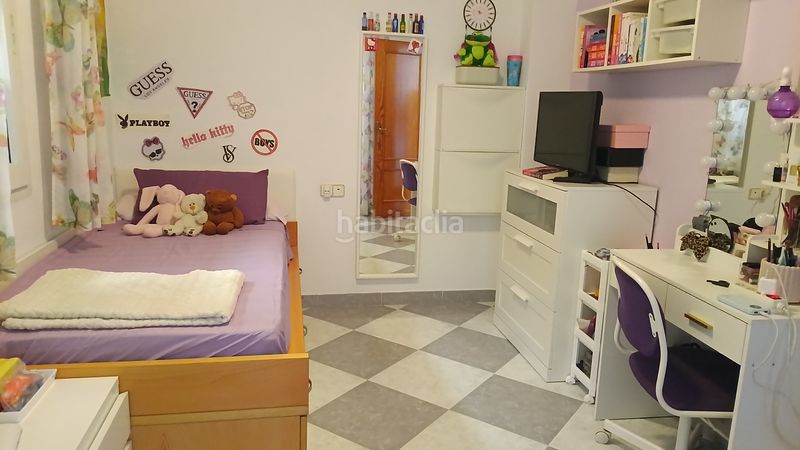 Foto 281ccdee-278c-48cc-b82b-bff3b22b573b. Casa adossada amb xemeneia calefacció aparcament piscina a Alcázares (Los)