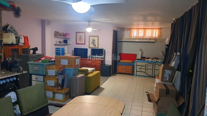 Foto 9be8aff3-ec2c-48dc-a96a-d940744f023e. Casa adossada amb xemeneia calefacció aparcament piscina a Alcázares (Los)