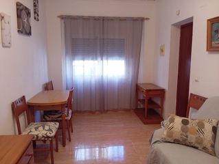 Affitto Casa in Barrio de la Concepción. Apartamento en planta baja
