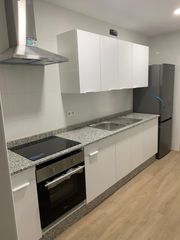 Location Maison jumelée à Plaza de la hispanidad 2. Habitación para estudiantes ucam planta baja totalmente renovada