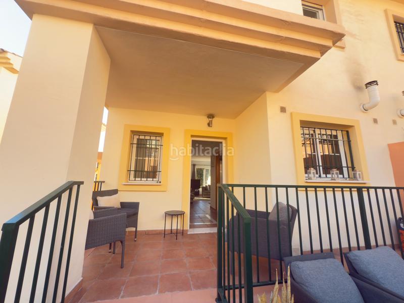 Foto 083e44d7-241b-484a-b423-426019640edf. Maison jumelée avec parking dans Los Pacos Fuengirola