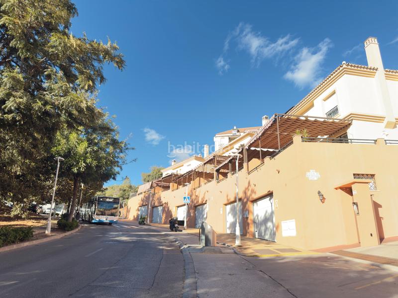 Foto 3865e15a-2e7f-4edf-8149-767936f56e69. Maison jumelée avec parking dans Los Pacos Fuengirola