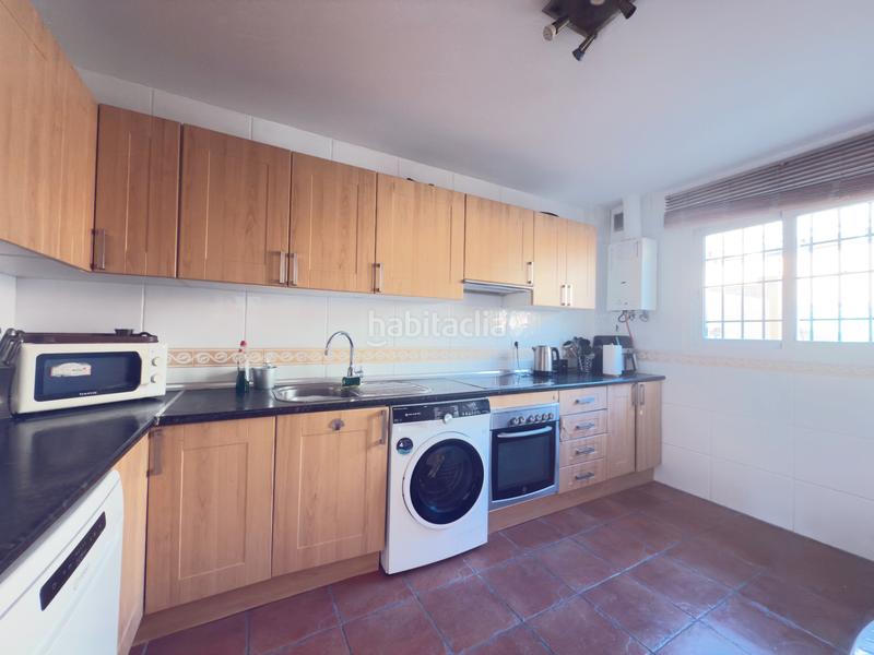 Foto 53679f4e-1920-4d5c-b048-1f1e24cdbbb2. Maison jumelée avec parking dans Los Pacos Fuengirola