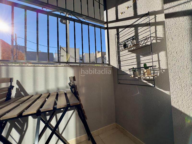 Foto 222201b8-c3b7-4b7b-a623-79677147b385. Estudio  con balcón calle cesar cataldo en Benicarló