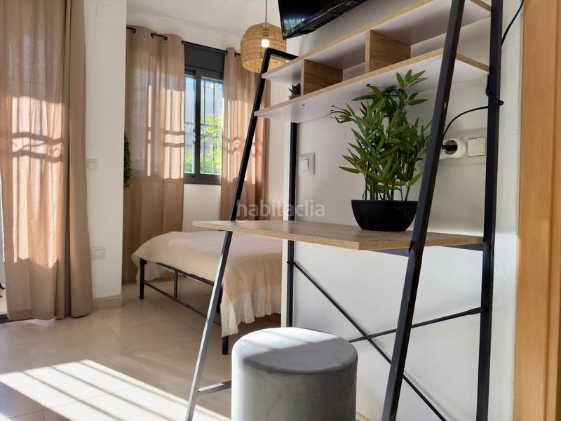 Foto 5645cf85-a7c0-40aa-b36f-4c36f0f46bfc. Estudio  con balcón calle cesar cataldo en Benicarló