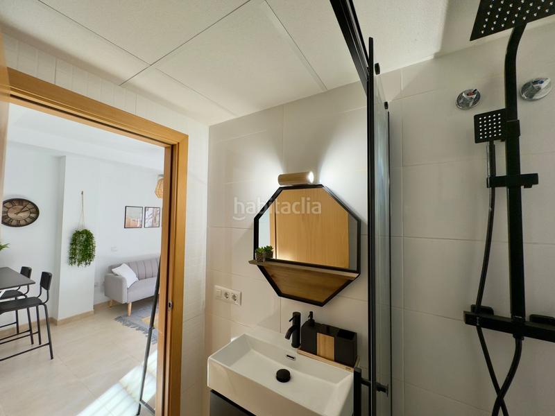 Foto 6e979b2d-6661-4cd2-a97e-a756ceb85b55. Estudio  con balcón calle cesar cataldo en Benicarló