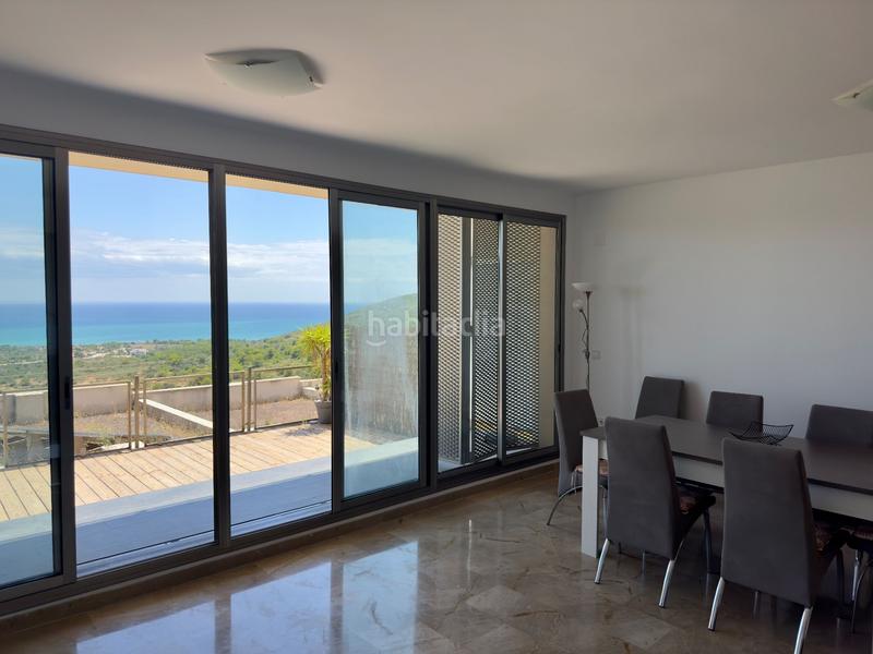 Foto d8b2e01c-9684-40cf-a350-46c60910b378. Dúplex casa adosada con vistas panorámicas al mar en exclusiva! en Peñíscola