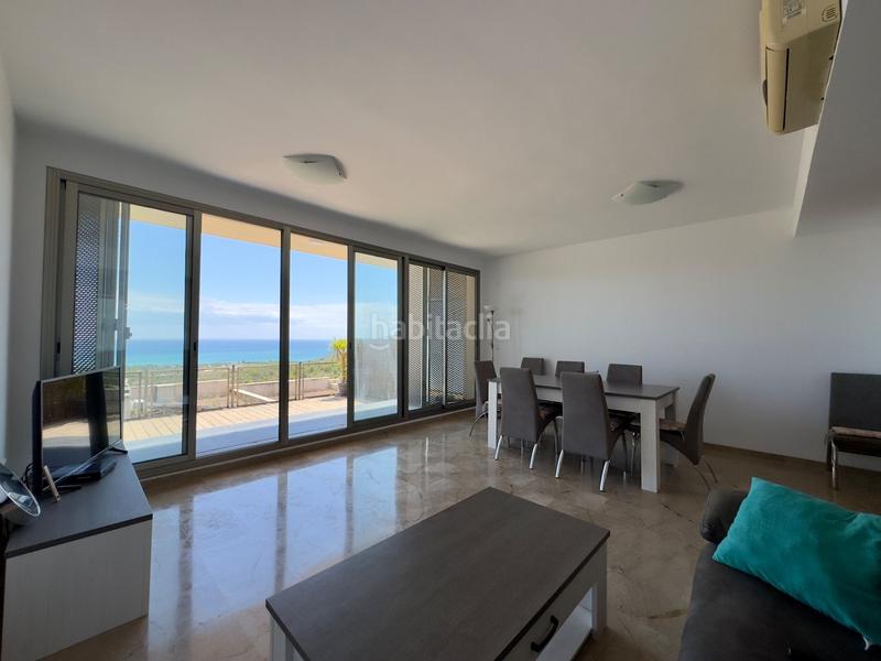 Foto e52b9feb-51fd-4554-a184-b33840966838. Dúplex casa adosada con vistas panorámicas al mar en exclusiva! en Peñíscola