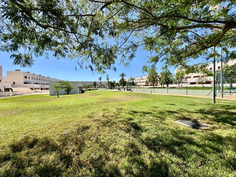 Foto affd492c-7b77-42ec-bb4d-f48e92650c99. Flat with heating pool in San Jorge