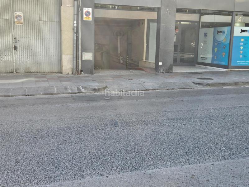 Foto c1e9249f-6b27-49e1-bd25-f891166523eb. Car parking in Centre Vendrell (El)