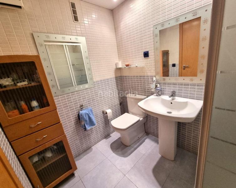 Foto 4e86d0f1-ea4b-42b9-932a-19e4470bbe6b. Planta baixa amb calefacció aparcament piscina a Torredembarra