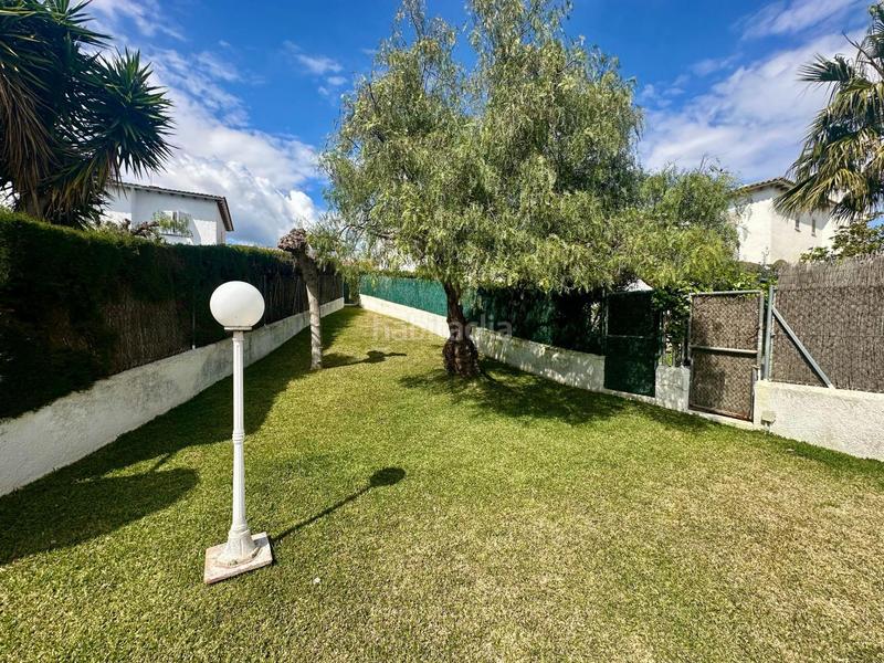 Foto 48b8b284-c6ec-4a8a-9498-9e1f681a261e. Chalet mit pool in Els Masos - Els Garrofers Coma-ruga