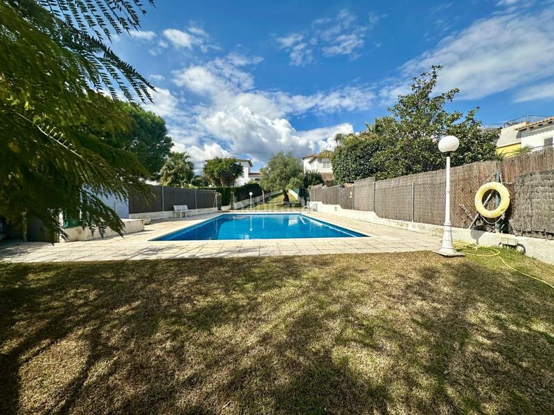 Foto acd91306-bfc1-442b-9934-9900c277313f. Chalet mit pool in Els Masos - Els Garrofers Coma-ruga