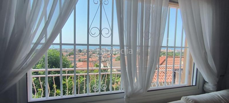 Foto f0e730a5-f9c4-4614-9d18-95db5774dc97. Chalet con riscaldamento parcheggio piscina in Bellamar Calafell