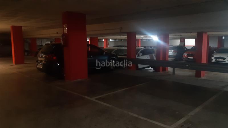 Foto a3bc6476-06d3-418b-b1d3-cfe8cb2fb44b. Alquiler parking coche parking zona rambla en Centre Sabadell