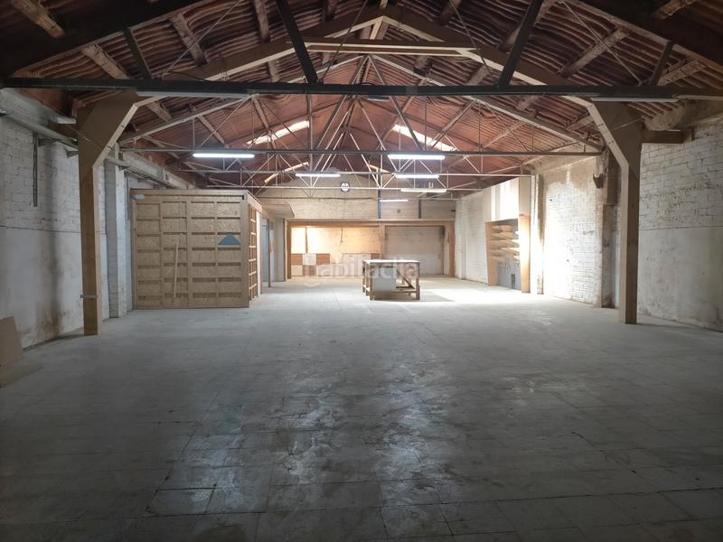 Foto c1f20e61-b760-4c5a-8126-1c5a74fa508e. Miete fabrikhalle in Gràcia Sabadell