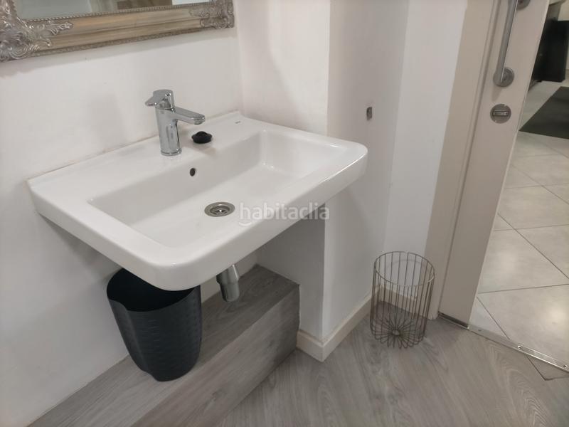 Foto 9ec9f0d5-dcef-46a9-a6cf-fb2a52a09988. Pas-de-porte local commercial dans Eixample Sabadell