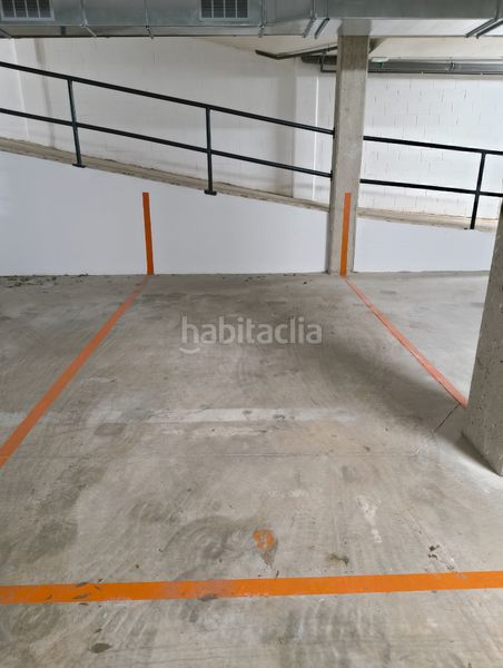 Foto 33925c2b-ba0e-4fef-ac6d-0e45c65eee7c. Rent flat with heating parking in Centre Sabadell