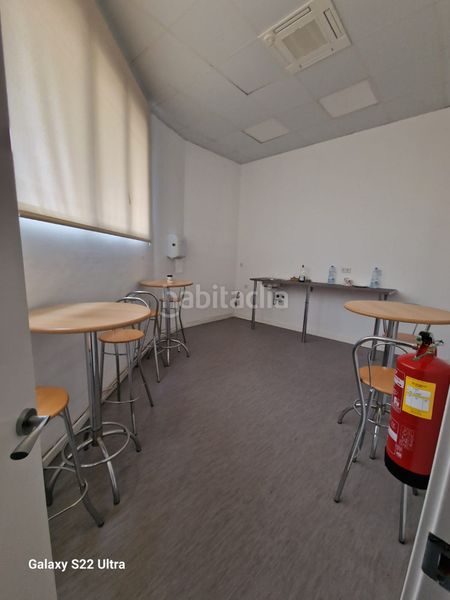 Foto 4359176c-bf32-48f6-97a0-2aef0e9322b5. Location bâtiment à usage industriel dans Gràcia Sabadell