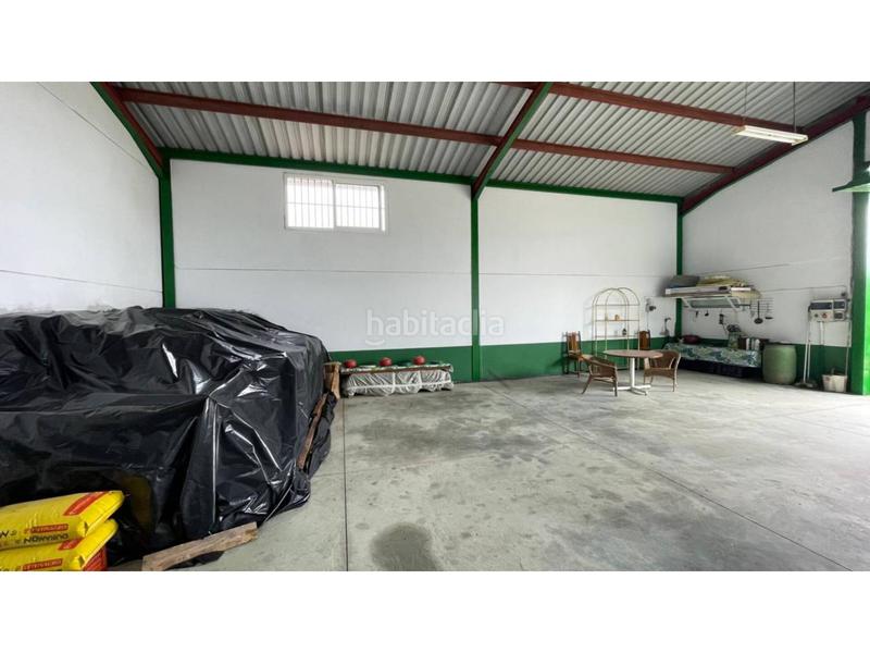 Foto ecd1727c-7b62-4136-8d7f-49e6fc495659. Terreno residencial parcela con edificación en venta en Cabra