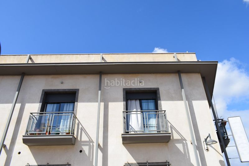 Foto 424d8ccf-1c4b-43f8-86ba-ee87127f19c2. Edificio in San Bartolomé de la Torre