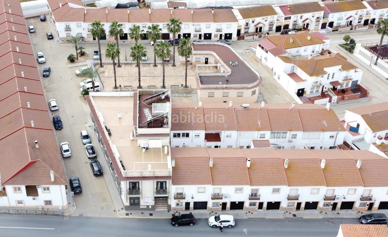 Foto cdf838d4-57f5-476e-9a8d-af755b878fe5. Edificio in San Bartolomé de la Torre