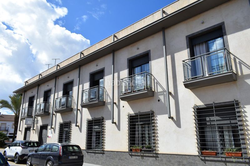Foto f78c726d-4487-4386-836f-1c851209be34. Edificio in San Bartolomé de la Torre