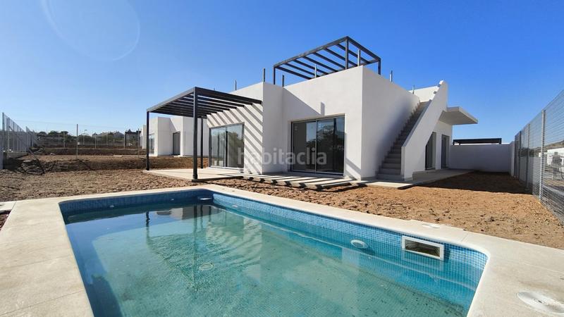 Foto eacb6666-93eb-418a-be7f-071e8189258a. Xalet a paseo blasco ibañez a Costa Esuri Ayamonte