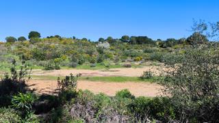 Terreny residencial a Costa Esuri. Excelente parcela en campo de golf costa esuri