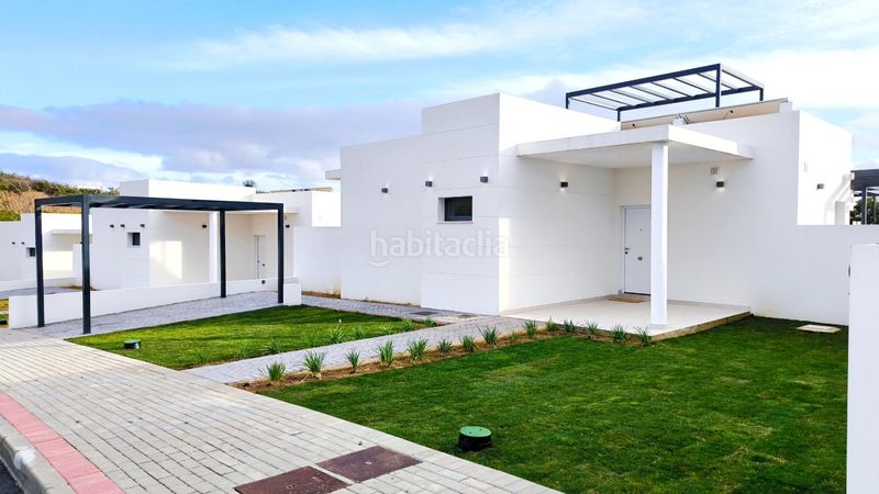 Foto ae7ae2c7-9649-4a96-92dd-35c7e158d4ec. Xalet a paseo blasco ibañez a Costa Esuri Ayamonte