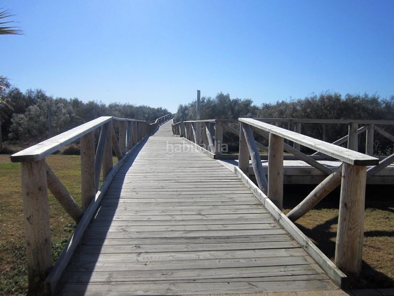Foto d6e86530-c2b6-4a66-a32a-34153bf9aacb. Xalet a paseo blasco ibañez a Costa Esuri Ayamonte