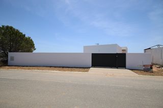 Casa a Costa Esuri. Casa o chalet independiente en venta en calle luis de gongora