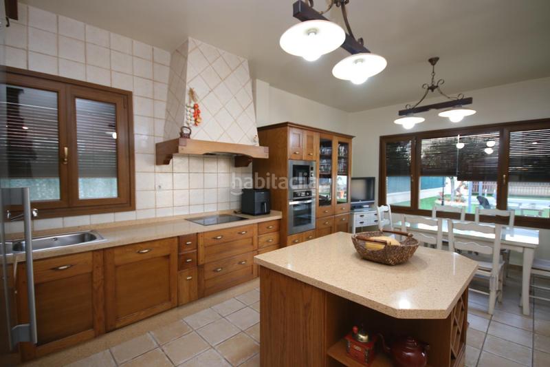 Foto 44000419-b76f-4d0f-9224-8d3f4efeb75f. Chalet casa o chalet independiente en venta en pinares en Lepe