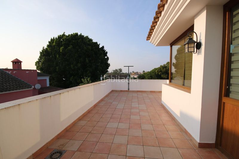 Foto 5a11d2a7-ce68-4f7f-b3fc-08e72ea6323c. Xalet amb calefacció aparcament piscina a Lepe