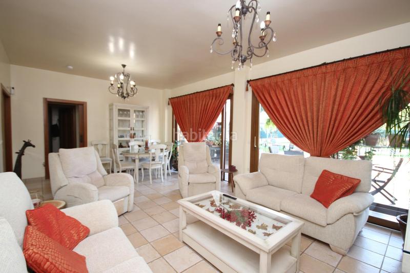 Foto 5b01f450-578b-472b-877b-4651038dae5d. Chalet casa o chalet independiente en venta en pinares en Lepe