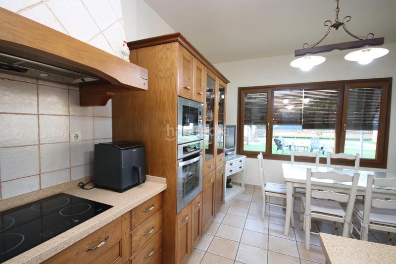 Foto 6f5b87f4-f81c-4eb7-8230-2ad2f53c066d. Chalet casa o chalet independiente en venta en pinares en Lepe