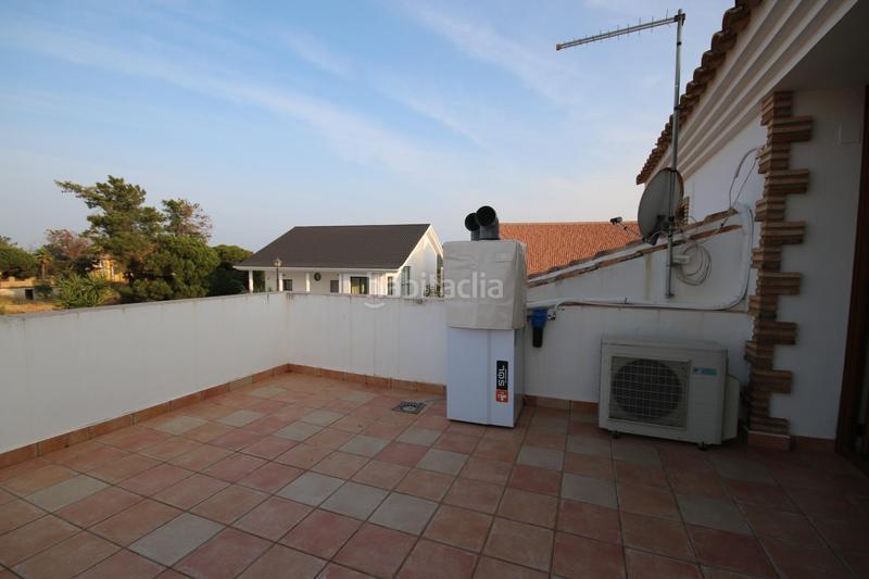 Foto 73fffa8c-54fb-434a-aa49-155e57a6a5f4. Chalet casa o chalet independiente en venta en pinares en Lepe
