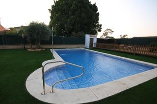 Xalet a Lepe. Casa o chalet independiente en venta en pinares de lepe