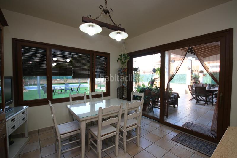 Foto a486dd82-d390-4495-ab12-92b8292716fd. Chalet casa o chalet independiente en venta en pinares en Lepe