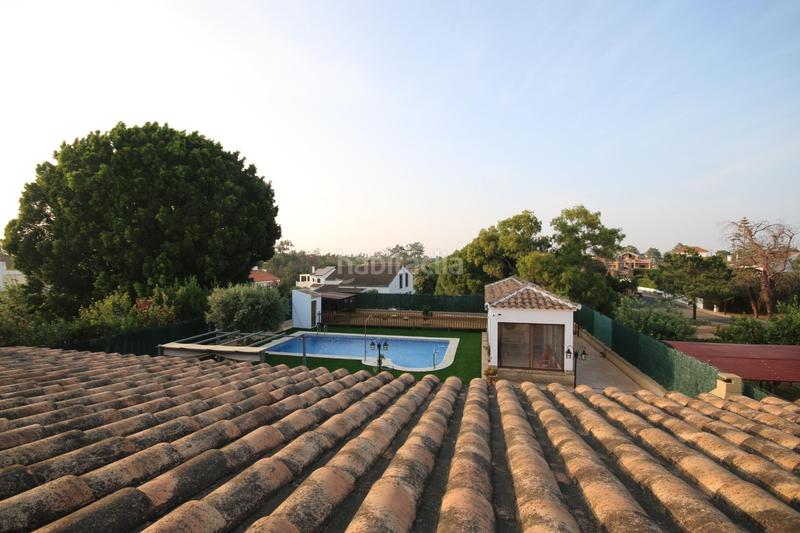 Foto d4b56bb3-aeac-4501-8060-28fcb61911c6. Chalet casa o chalet independiente en venta en pinares en Lepe
