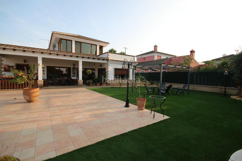 Foto dfd55fb2-d88e-426f-aca6-8eb9f09934af. Chalet casa o chalet independiente en venta en pinares en Lepe