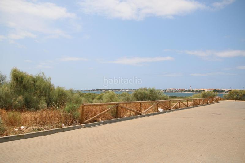 Foto 94226ee1-03bd-4e82-ba7e-35bc515ee610. Chalet vivienda adosada en barriada de canela en Isla Canela Ayamonte