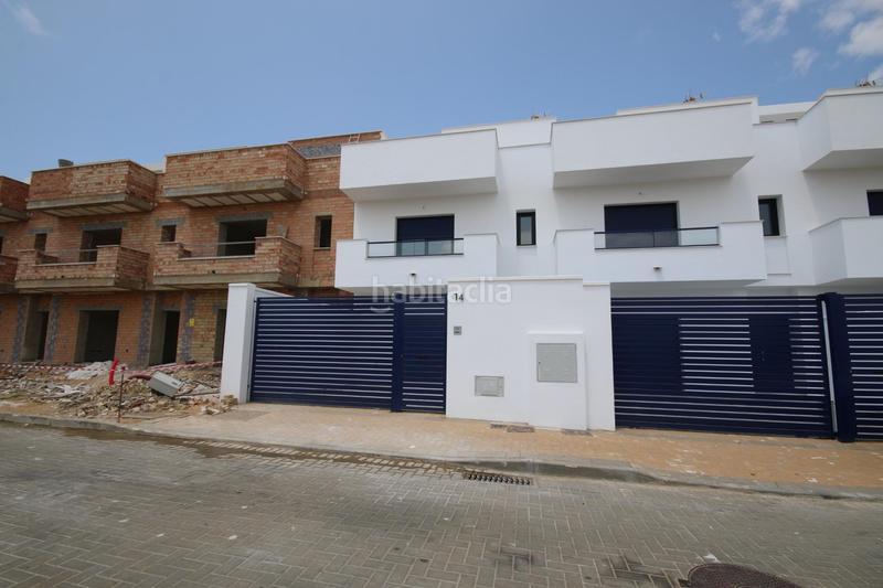 Foto e4f82e55-b2ae-483f-ab2d-eb718144af32. Chalet vivienda adosada en barriada de canela en Isla Canela Ayamonte