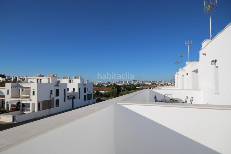 Foto fe9a540f-f001-400c-a028-5f3d8dd969c0. Chalet con parcheggio in Isla Canela Ayamonte