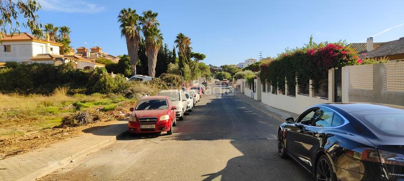 Foto b09152b2-5b26-4365-8f6d-e251077b20e5. Terreno residencial parcela urbana en pinares en Lepe