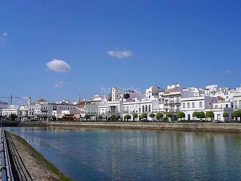 Foto f756e2ca-2839-4f99-8396-c57c2be9f9e9. Xalet a paseo blasco ibañez 61 a Costa Esuri Ayamonte